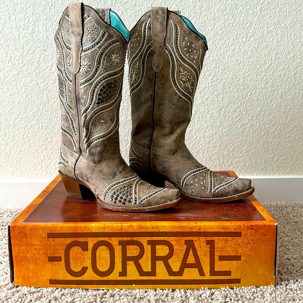 Corral handcrafted boots